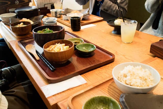 長野駅長寿食堂ランチ